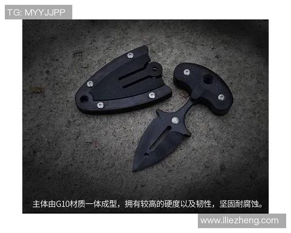 足球明星钥匙扣挂件让你的生活充满运动激情与时尚风采